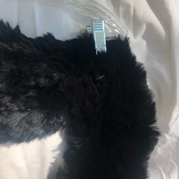 Fur Black Scarf - Picture 3 of 5